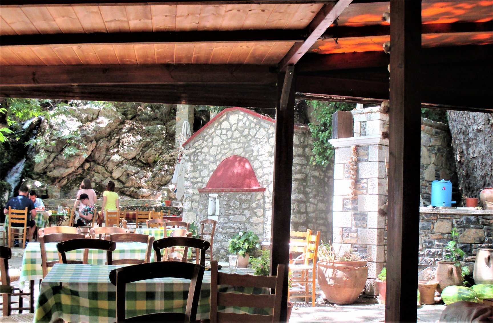 taverna Agia Paraskevi